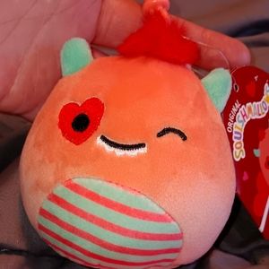 Squishmallows Willet the Monster Valentines Day 2024 Exclusive 3.5" (3)